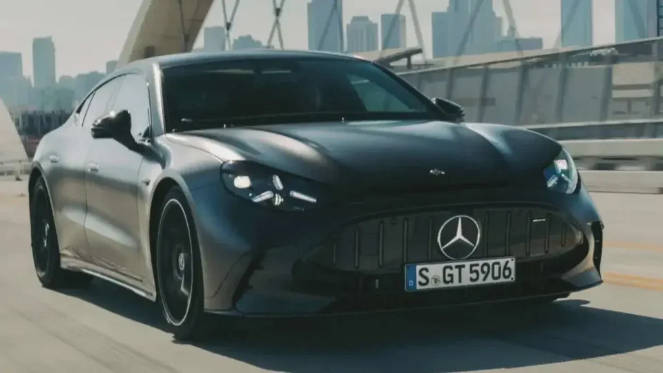 Mercedes-AMG GT 4-Door Coupé Almanya fiyatları ve teknik özellikleri