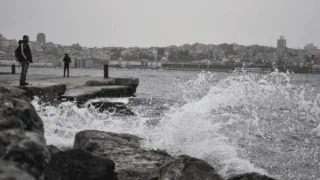 Meteorolojiden Denizlerde Fırtına Uyarısı