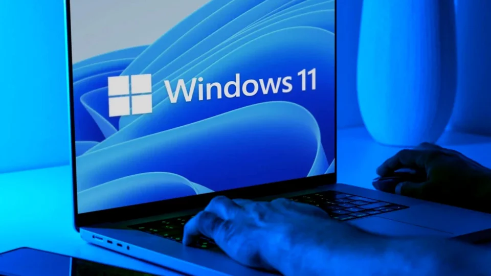 Microsoft, Windows 11’de Zorunlu Hesap Kullanımı Uygulamasını Gözden Geçiriyor