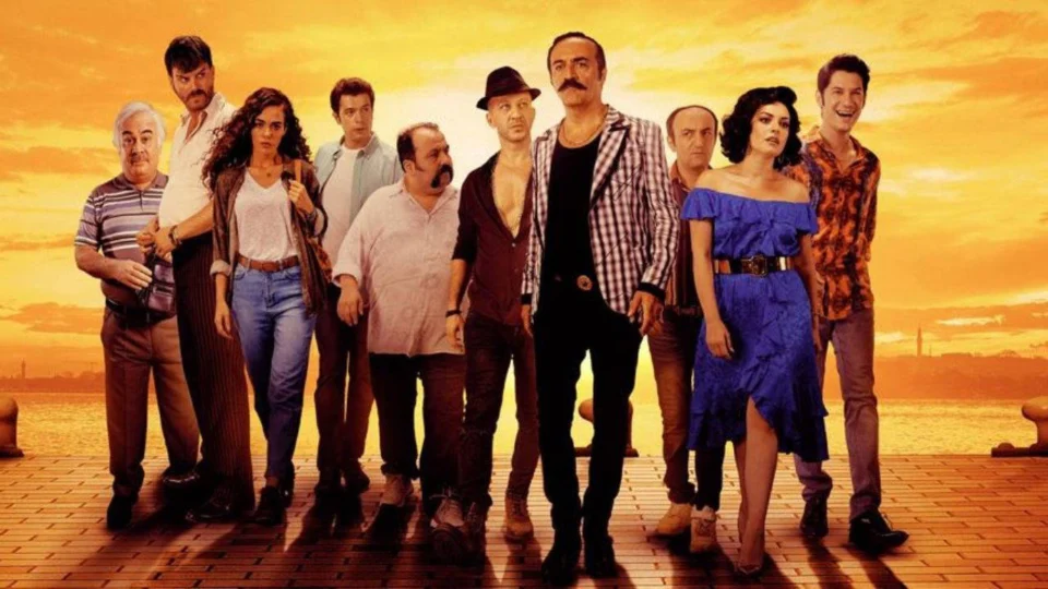 Organize İşler: Sazan Sarmalı Filmi Konusu ve Oyuncuları