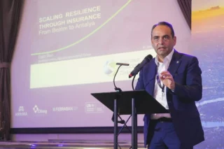 Özgür Obalı, UNEP FI Global Roundtable 2026’da sigorta sektörünün iklim ve dayanıklılık rolünü anlattı