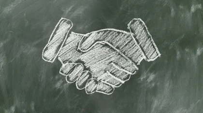 Paratus and Low Carbon sign partnership to manage renewable energy price risk