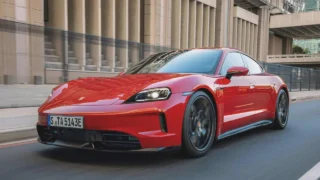 Porsche Taycan’a E-Shift, yeni lastikler ve gelişmiş bilgi-eğlence sistemi
