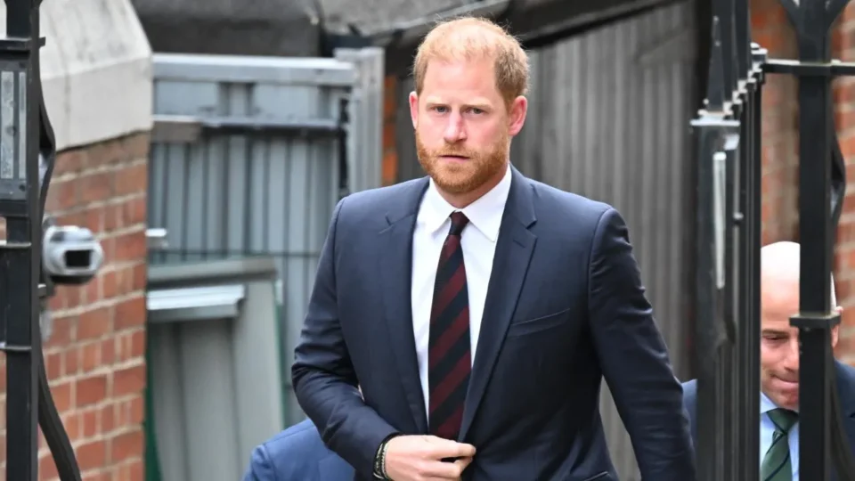 Prens Harry ve Diğer Davacılar Sigorta Açığı Nedeniyle Yüklü Hukuk Masrafıyla Karşı Karşıya