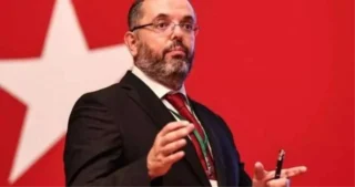 Prof. Dr. Erhan Afyoncu Kimdir? Hayatı, Kariyeri ve Görevi