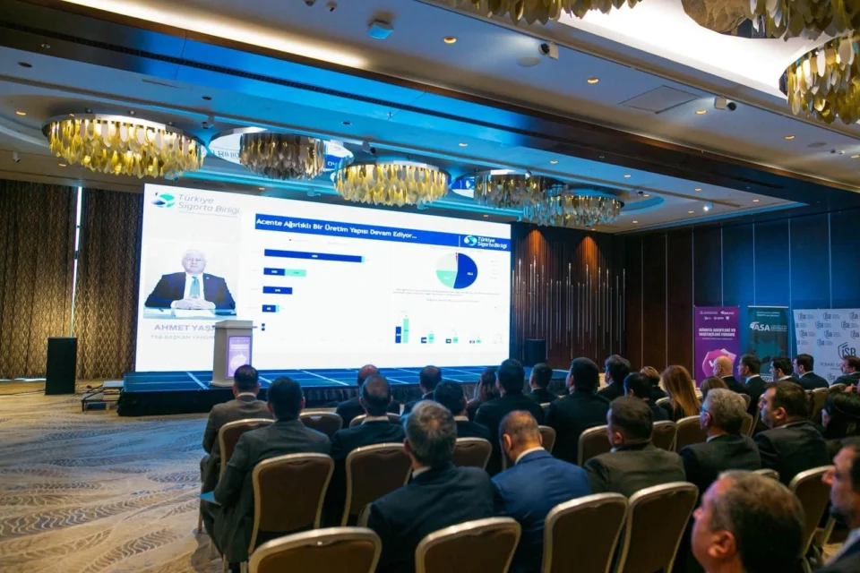 Regional Collaboration Strengthens Insurance Distribution at Azerbaijan Congress