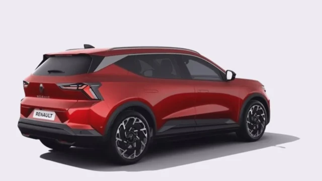 Renault Scenic E-Tech 2024 güncellemesi ve yeni batarya seçenekleri tanıtıldı