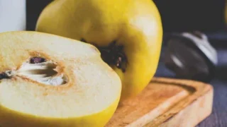Rüyada Ayva Yemek: Gizemli Anlamları ve Yorumları