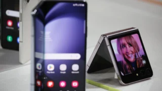 Samsung’un Yenilikçi Katlanabilir Telefon Tasarımı: Üç Menteşeli Cihaz