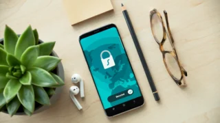 Akilli telefonda guvenli parola yerine passkey ile giris