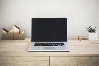 Yapay zeka ozellikli AI PC ve NPU kullanan dizustu bilgisayar