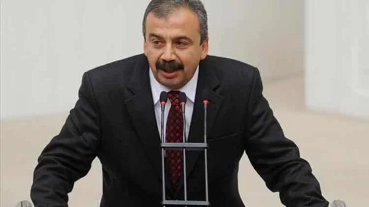 Sırrı Süreyya Önder son durum… Sırrı Süreyya Önder’in sağlık durumu nasıl, hastalığı ne?