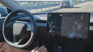Tesla Türkiye’de FSD’yi tek seferlik satıştan kaldırıp aylık 4.990 TL aboneliğe geçirdi
