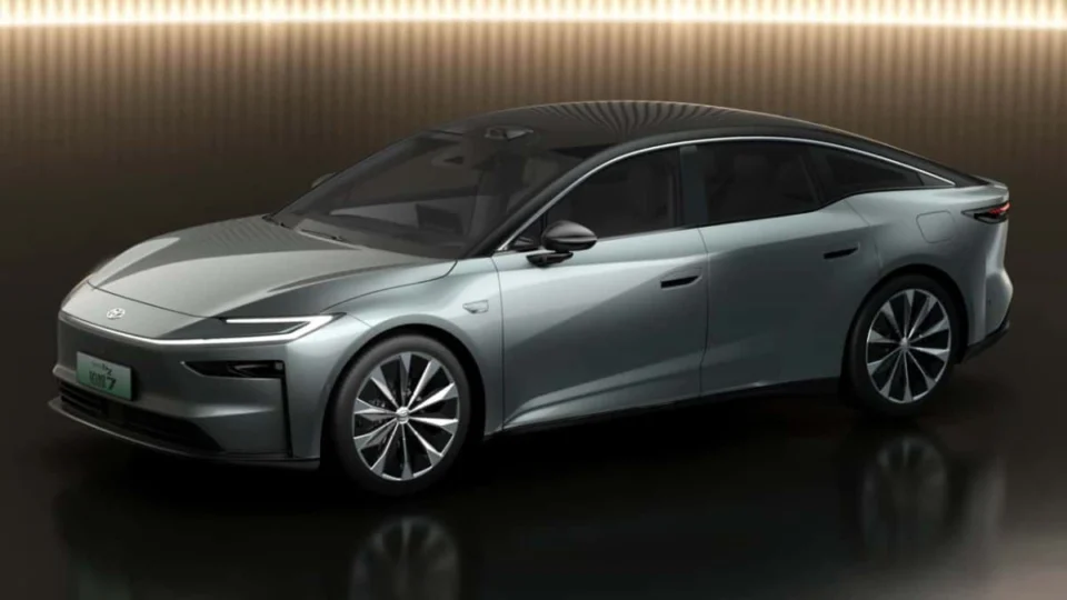 Toyota bZ7: Çin Pazarına Özel Elektrikli Sedan