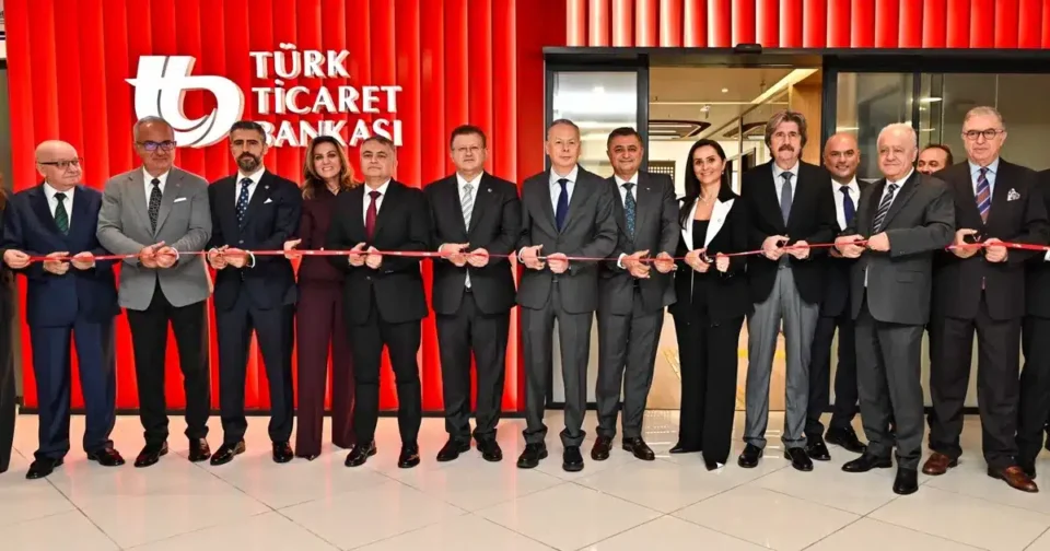 Türk Ticaret Bankası Bursa Şubesi Açıldı: İhracatçılara Fijital Bankacılık Desteği