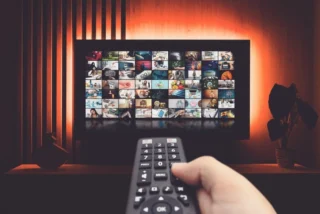 TV Yayın Akışı 26 Ocak 2026: Bugün Tüm Kanallarda Yer Alan Dizi ve Filmler