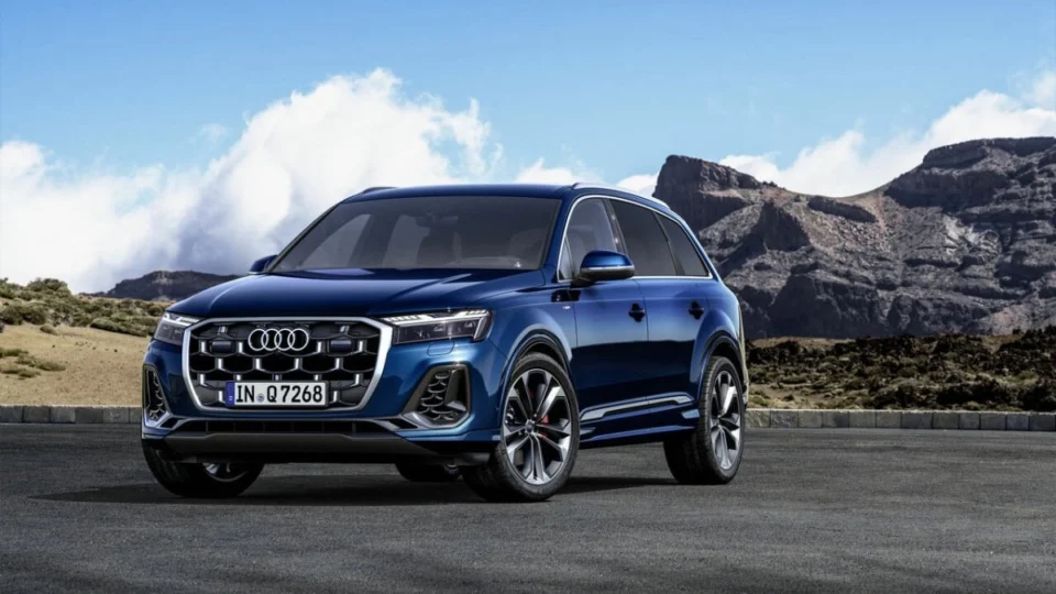 Yeni Nesil Audi Q7 Test Sırasında Görüntülendi