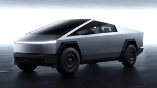 Yeni Tesla Cybertruck modeli satışa sunuldu: İşte fiyatı